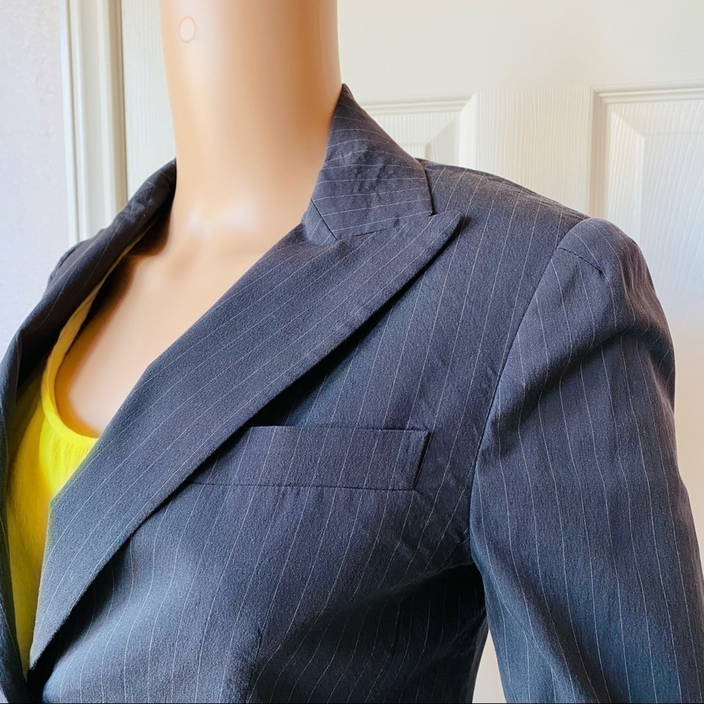 THEORY Gabe Pinstripe Suit Blazer - Picture 9 of 14